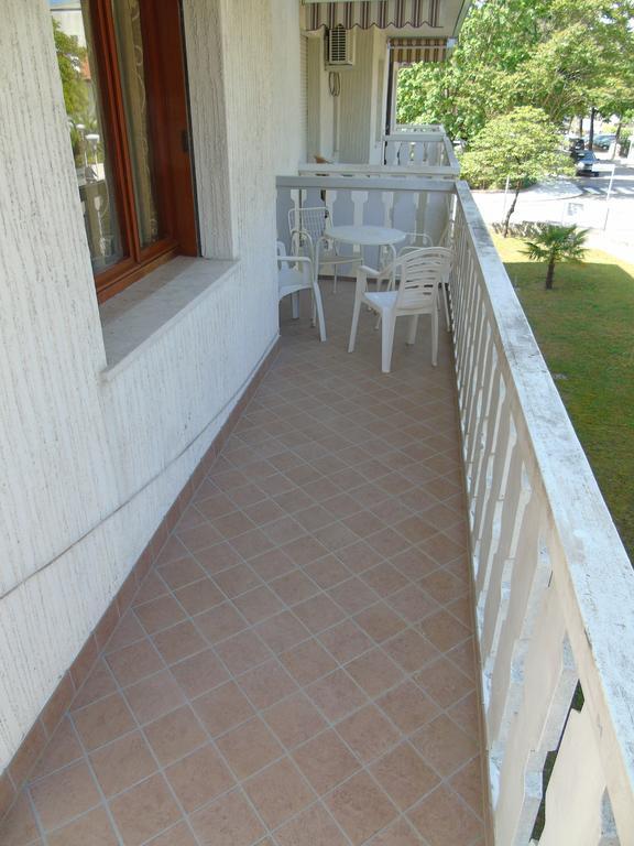 لينانو سابيادورو Condominio Mare الغرفة الصورة