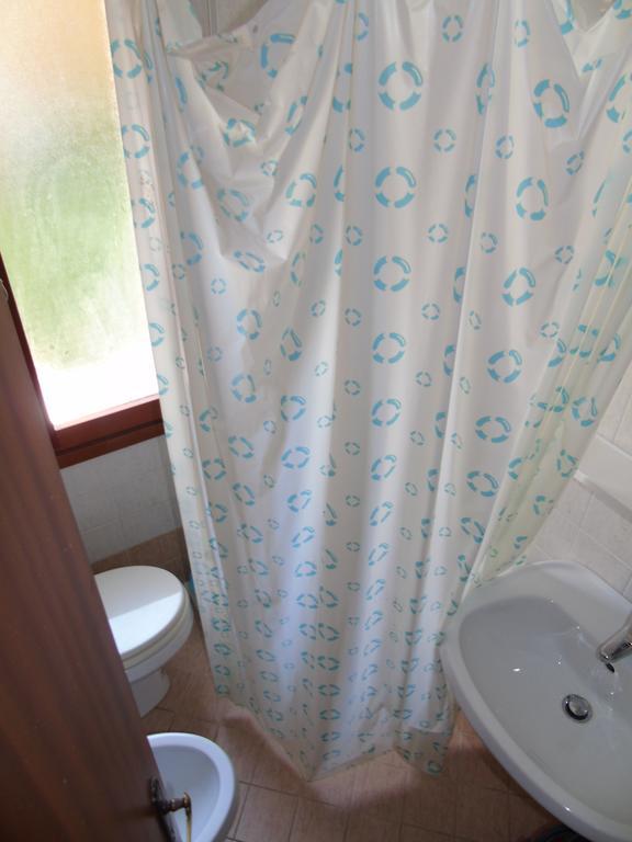 لينانو سابيادورو Condominio Mare الغرفة الصورة